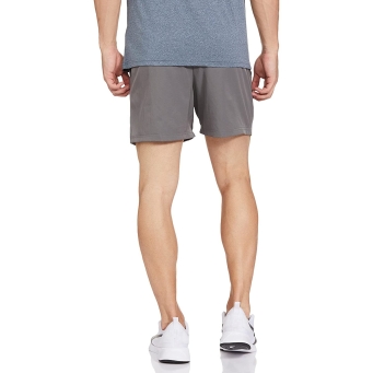 ملابس رياضية